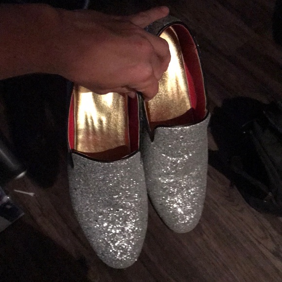 Sparkly Silver shoes - Picture 2 of 2